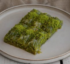 Tatlıcı Köse, Antep Fıstıklı Sarma Adana Baklavası